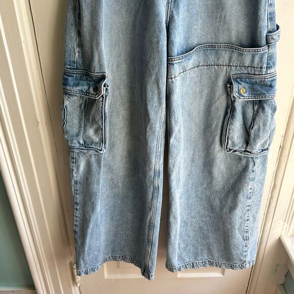 Heavy Manners Wide Leg Cargo Jeans - Picture 7 of 11